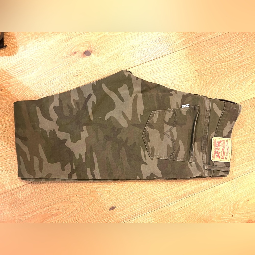 Levi's Olive Green Camo Jeans